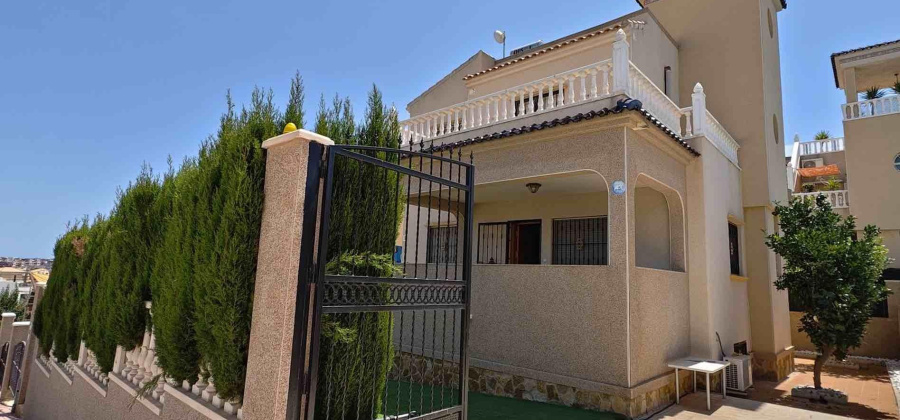 Orihuela Costa, Alicante, 4 Bedrooms Bedrooms, ,2 BathroomsBathrooms,Villa,Resale,0,75632155968710336