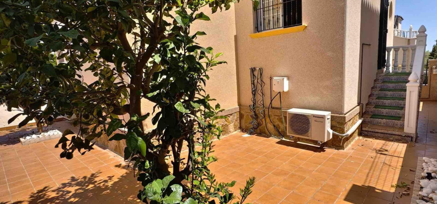Orihuela Costa, Alicante, 4 Bedrooms Bedrooms, ,2 BathroomsBathrooms,Villa,Resale,0,75632155968710336