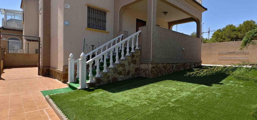 Orihuela Costa, Alicante, 4 Bedrooms Bedrooms, ,2 BathroomsBathrooms,Villa,Resale,0,75632155968710336