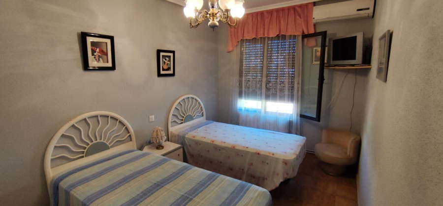 Torrevieja, Alicante, 4 Bedrooms Bedrooms, ,2 BathroomsBathrooms,Villa,Resale,0,75632156501513568