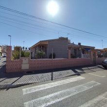 Torrevieja, Alicante, 4 Bedrooms Bedrooms, ,2 BathroomsBathrooms,Villa,Resale,0,75632156501513568