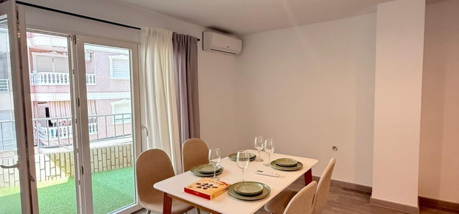 Torrevieja, Alicante, 3 Bedrooms Bedrooms, ,2 BathroomsBathrooms,Apartment,Resale,0,75632159740032704