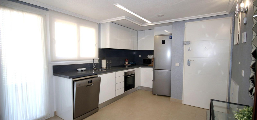 Torrevieja, Alicante, 3 Bedrooms Bedrooms, ,2 BathroomsBathrooms,Apartment,Resale,0,75632164390660736