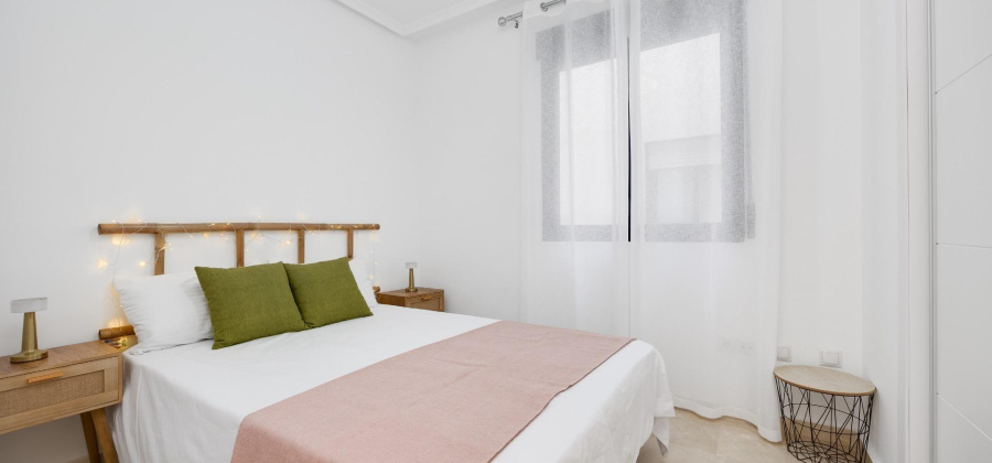 Torrevieja, Alicante, 3 Bedrooms Bedrooms, ,2 BathroomsBathrooms,Apartment,Resale,0,75632164657124464