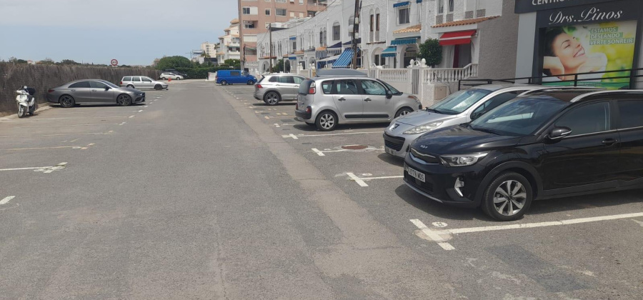 Torrevieja, Alicante, 3 Bedrooms Bedrooms, ,2 BathroomsBathrooms,Bungalow,Resale,0,75632169189933664