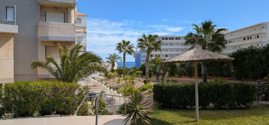 Torrevieja, Alicante, 2 Bedrooms Bedrooms, ,1 BathroomBathrooms,Apartment,Resale,0,75632169257380272