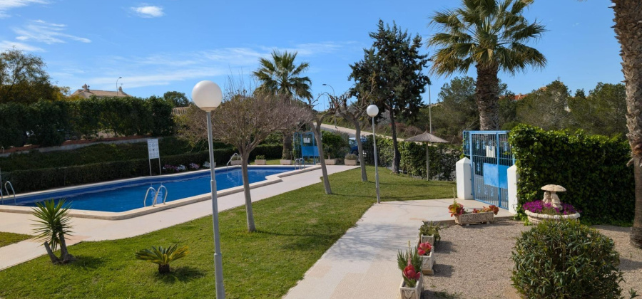 Torrevieja, Alicante, 2 Bedrooms Bedrooms, ,1 BathroomBathrooms,Apartment,Resale,0,75632169257380272