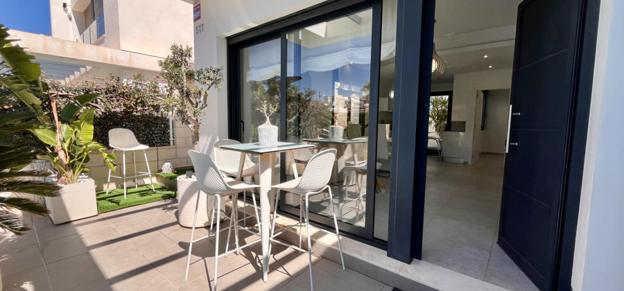 Orihuela Costa, Alicante, 3 Bedrooms Bedrooms, ,3 BathroomsBathrooms,Townhouse,Resale,0,75632169670245072