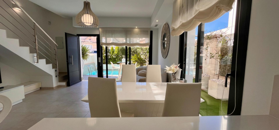 Orihuela Costa, Alicante, 3 Bedrooms Bedrooms, ,3 BathroomsBathrooms,Townhouse,Resale,0,75632169670245072