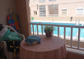 Torrevieja, Alicante, 1 Bedroom Bedrooms, ,1 BathroomBathrooms,Apartment,Resale,0,75632171937069392