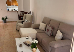 Torrevieja, Alicante, 2 Bedrooms Bedrooms, ,1 BathroomBathrooms,Apartment,Resale,0,75632172359865776