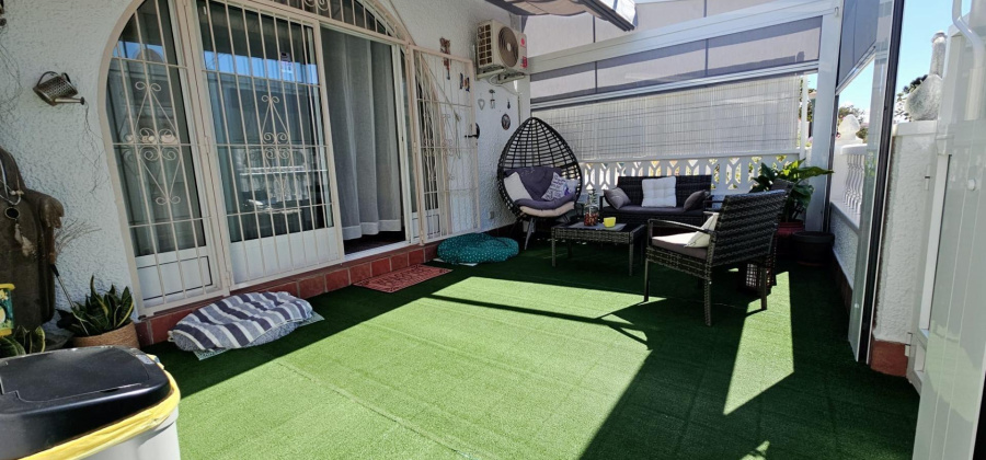 Torrevieja, Alicante, 2 Bedrooms Bedrooms, ,1 BathroomBathrooms,Bungalow,Resale,0,75632173519976608