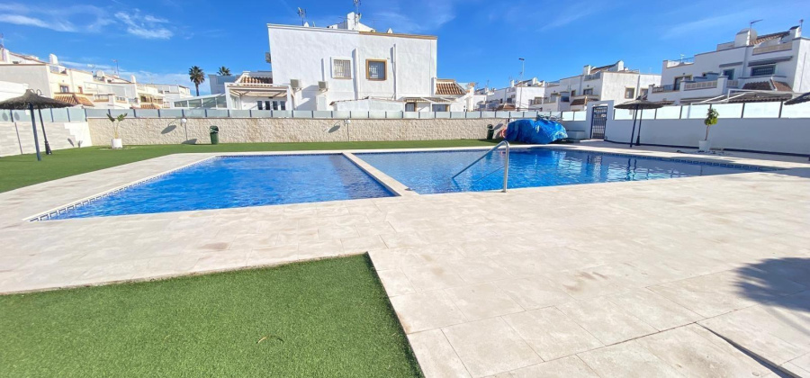 Torrevieja, Alicante, 3 Bedrooms Bedrooms, ,2 BathroomsBathrooms,Townhouse,Resale,0,75632207394085744
