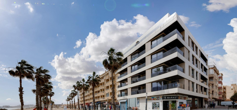 Torrevieja, Alicante, 3 Bedrooms Bedrooms, ,3 BathroomsBathrooms,Apartment,Resale,0,75632215087241888