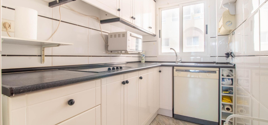 Torrevieja, Alicante, 2 Bedrooms Bedrooms, ,1 BathroomBathrooms,Apartment,Resale,0,75632220706719824