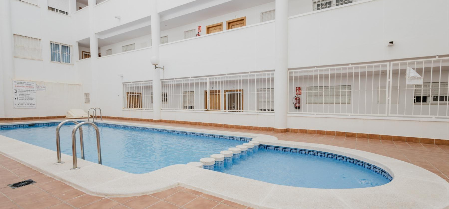 Torrevieja, Alicante, 2 Bedrooms Bedrooms, ,1 BathroomBathrooms,Apartment,Resale,0,75632232323003856