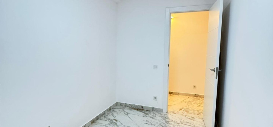 Torrevieja, Alicante, 3 Bedrooms Bedrooms, ,2 BathroomsBathrooms,Apartment,Resale,0,75632233327544768