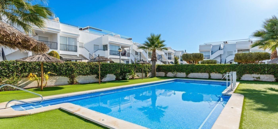 Torrevieja, Alicante, 2 Bedrooms Bedrooms, ,2 BathroomsBathrooms,Bungalow,Resale,0,75632234404935328