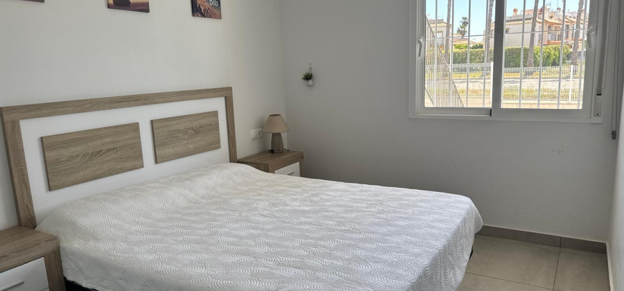 Torrevieja, Alicante, 2 Bedrooms Bedrooms, ,2 BathroomsBathrooms,Bungalow,Resale,0,75632234404935328