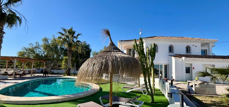 San Miguel de Salinas, Alicante, 4 Bedrooms Bedrooms, ,3 BathroomsBathrooms,Villa,Resale,0,75632236281086640