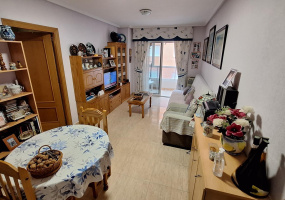 Torrevieja, Alicante, 2 Bedrooms Bedrooms, ,1 BathroomBathrooms,Apartment,Resale,0,75632236643710336