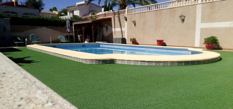 Torrevieja, Alicante, 3 Bedrooms Bedrooms, ,2 BathroomsBathrooms,Villa,Resale,0,75632236762321632
