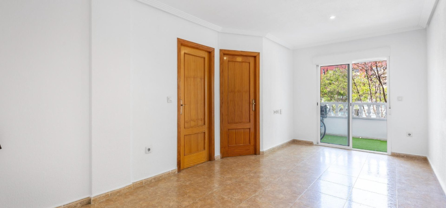 Torrevieja, Alicante, 2 Bedrooms Bedrooms, ,1 BathroomBathrooms,Apartment,Resale,0,75632237301486240