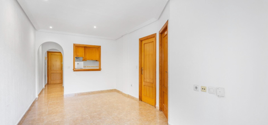 Torrevieja, Alicante, 2 Bedrooms Bedrooms, ,1 BathroomBathrooms,Apartment,Resale,0,75632237301486240