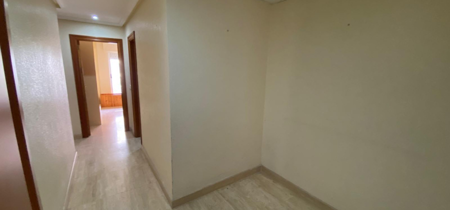 Torrevieja, Alicante, 4 Bedrooms Bedrooms, ,2 BathroomsBathrooms,Apartment,Resale,0,75632279782086576