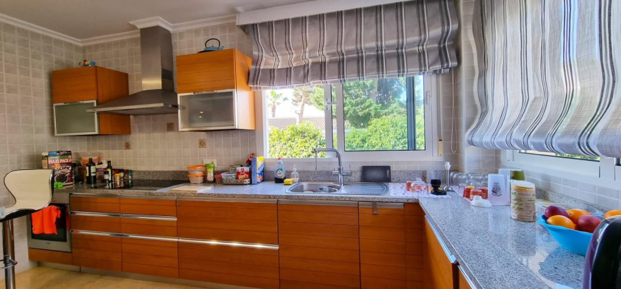 Torrevieja, Alicante, 5 Bedrooms Bedrooms, ,3 BathroomsBathrooms,Villa,Resale,0,75632280569567376