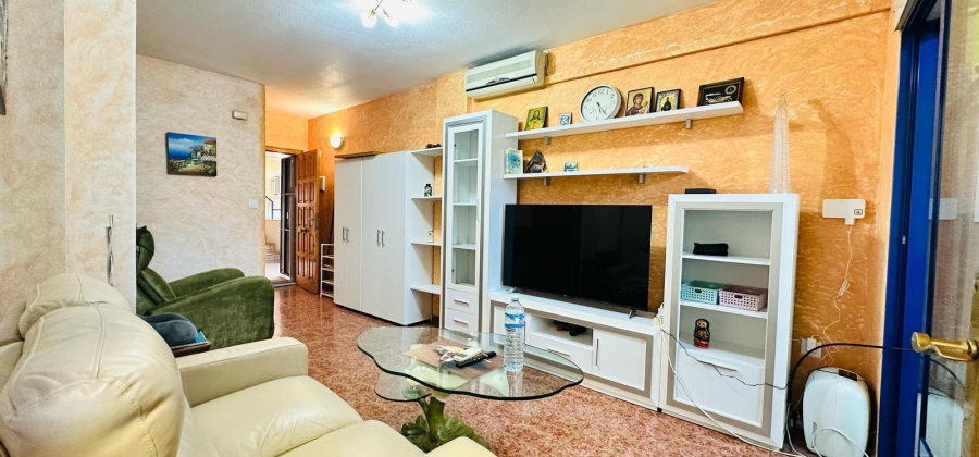 Torrevieja, Alicante, 2 Bedrooms Bedrooms, ,1 BathroomBathrooms,Apartment,Resale,0,75632281380354000