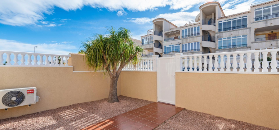Orihuela Costa, Alicante, 2 Bedrooms Bedrooms, ,1 BathroomBathrooms,Bungalow,Resale,0,75632284969886400
