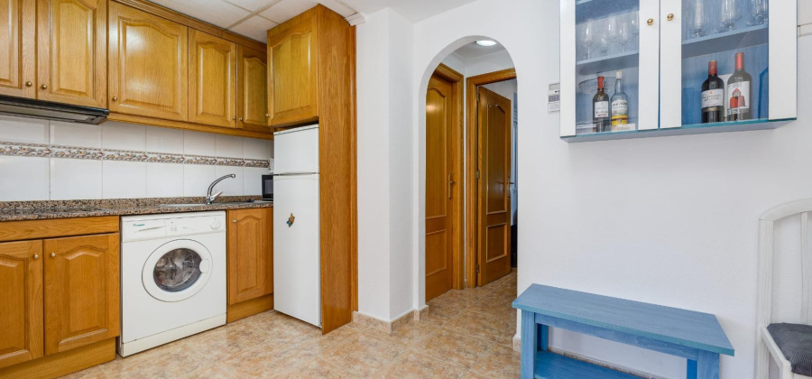 Torrevieja, Alicante, 2 Bedrooms Bedrooms, ,1 BathroomBathrooms,Apartment,Resale,0,75632310656457664