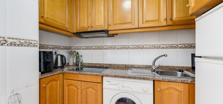 Torrevieja, Alicante, 2 Bedrooms Bedrooms, ,1 BathroomBathrooms,Apartment,Resale,0,75632310656457664