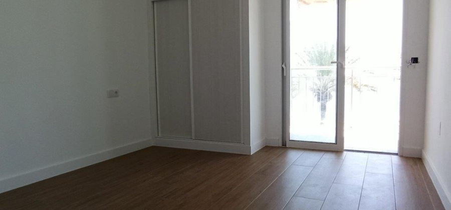Torrevieja, Alicante, 4 Bedrooms Bedrooms, ,2 BathroomsBathrooms,Apartment,Resale,0,75632366556257152