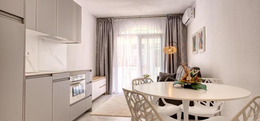 Torrevieja, Alicante, 1 Bedroom Bedrooms, ,1 BathroomBathrooms,Villa,Resale,0,75632373950008016
