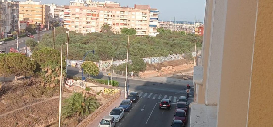Torrevieja, Alicante, 2 Bedrooms Bedrooms, ,1 BathroomBathrooms,Apartment,Resale,0,75632384206602944