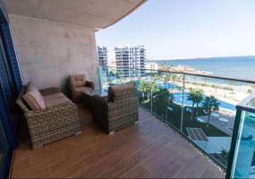 Torrevieja, Alicante, 3 Bedrooms Bedrooms, ,2 BathroomsBathrooms,Apartment,Resale,0,75632499148896848