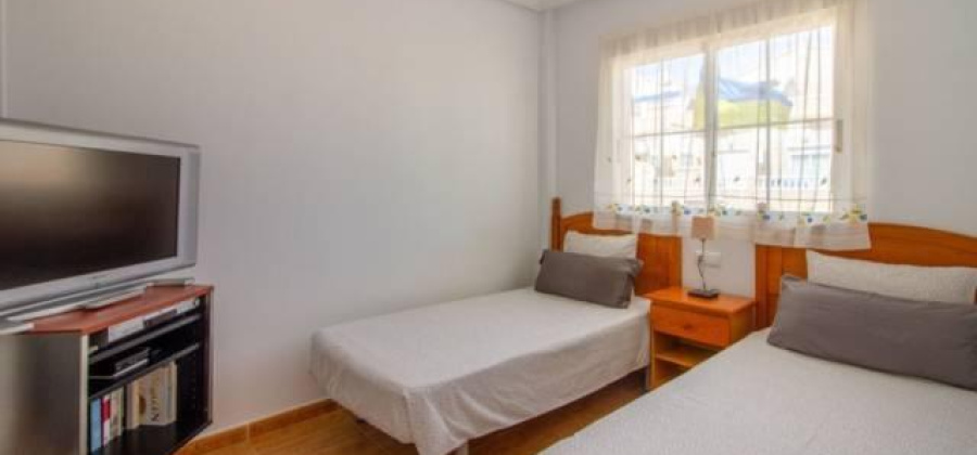 Orihuela Costa, Alicante, 2 Bedrooms Bedrooms, ,1 BathroomBathrooms,Bungalow,Resale,0,75632504214375328