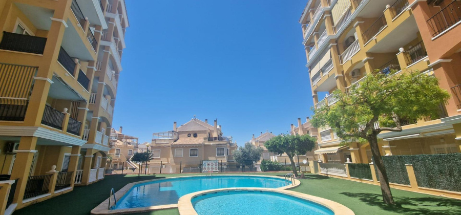 Torrevieja, Alicante, 3 Bedrooms Bedrooms, ,2 BathroomsBathrooms,Apartment,Resale,0,75632513578141248