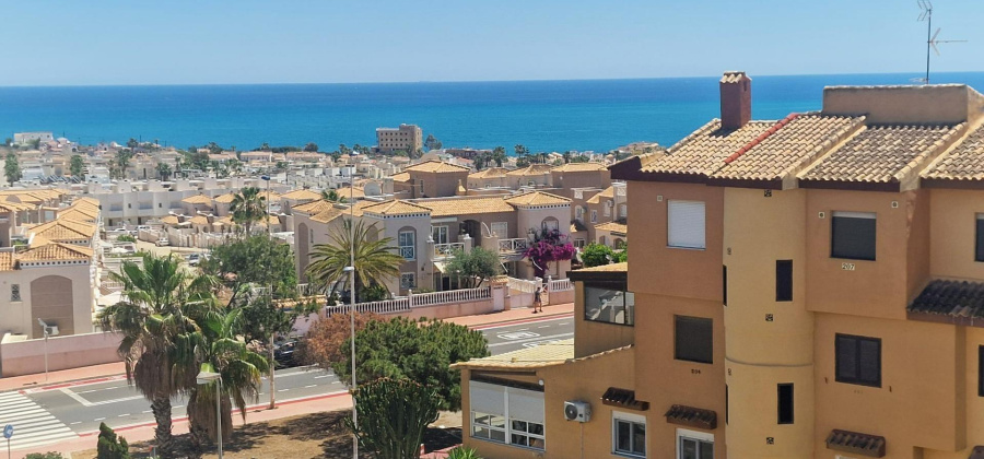 Torrevieja, Alicante, 3 Bedrooms Bedrooms, ,2 BathroomsBathrooms,Apartment,Resale,0,75632513578141248