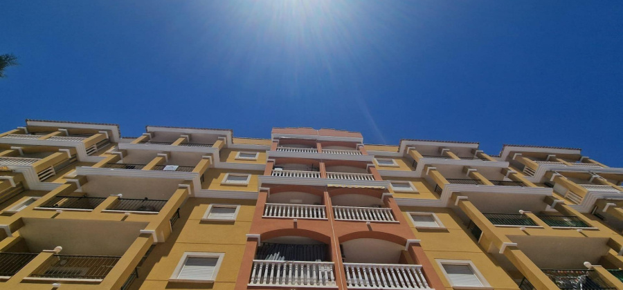 Torrevieja, Alicante, 3 Bedrooms Bedrooms, ,2 BathroomsBathrooms,Apartment,Resale,0,75632513578141248
