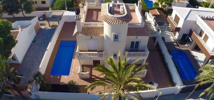 Cabo Roig, Alicante, 5 Bedrooms Bedrooms, ,5 BathroomsBathrooms,Villa,Resale,0,90690151283456320