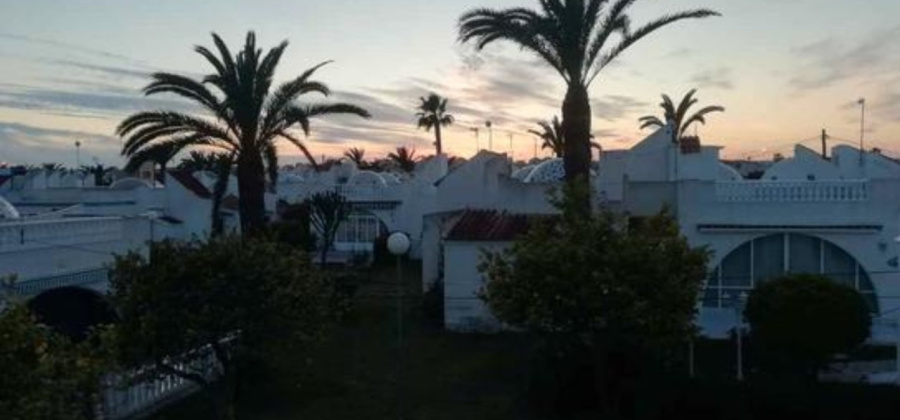 Las Mimosas, Alicante, 2 Bedrooms Bedrooms, ,1 BathroomBathrooms,Bungalow,Resale,0,90690220729498304