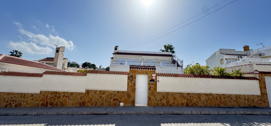 San Miguel de Salinas, Alicante, 5 Bedrooms Bedrooms, ,3 BathroomsBathrooms,Villa,Resale,0,103186177239131504