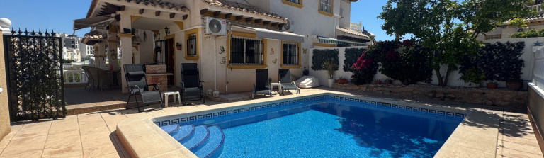 Townhouse in Costa Blanca South, Villamartin