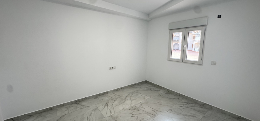 Torrevieja, Alicante, 2 Bedrooms Bedrooms, ,2 BathroomsBathrooms,Apartment,Resale,0,103186216217971536