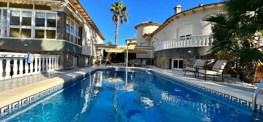 Orihuela, Alicante, 6 Bedrooms Bedrooms, ,4 BathroomsBathrooms,Villa,Resale,0,103536146869016912