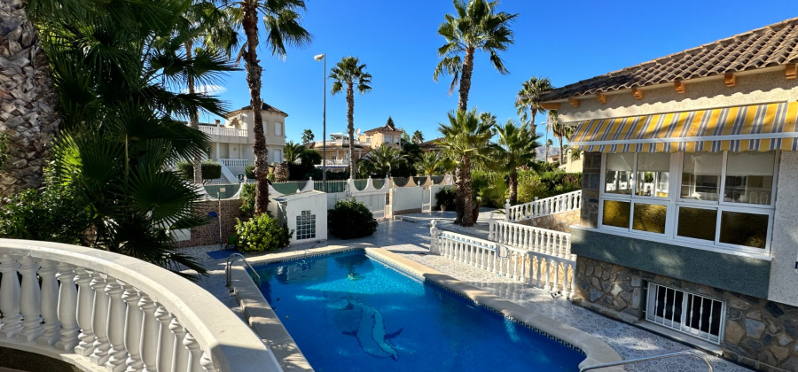 Orihuela, Alicante, 6 Bedrooms Bedrooms, ,4 BathroomsBathrooms,Villa,Resale,0,103536146869016912