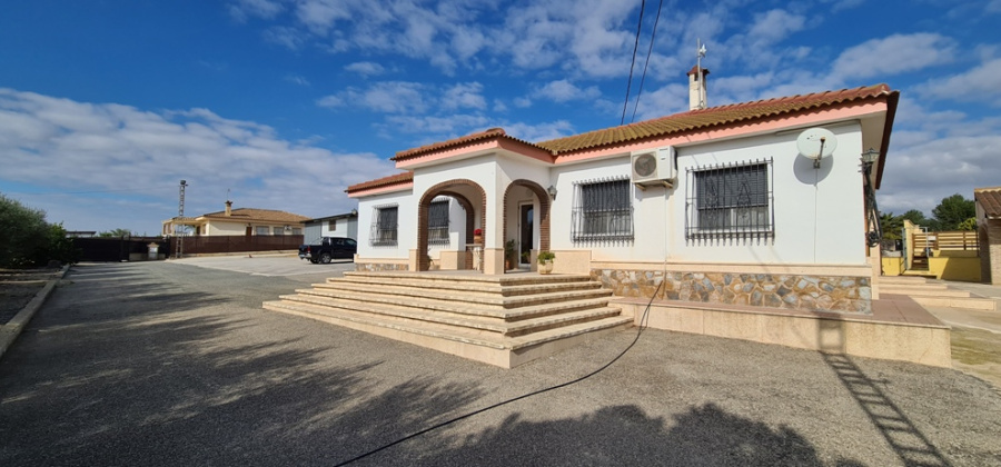 Orihuela, Alicante, 3 Bedrooms Bedrooms, ,4 BathroomsBathrooms,Villa,Resale,0,103536241479035216